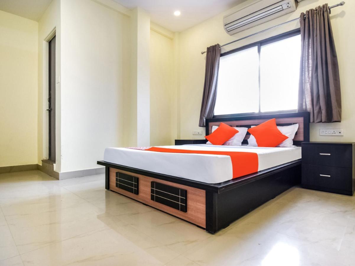 Oyo 74116 Hotel Feel Good Puri Kültér fotó